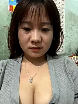 qinejr37 on StripChat