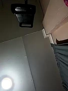 Queen-Chocolate on StripChat