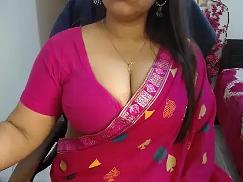 Queen_Jessica2 on StripChat