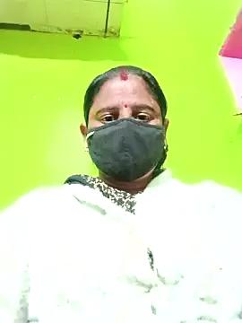 Quin_love143 on StripChat