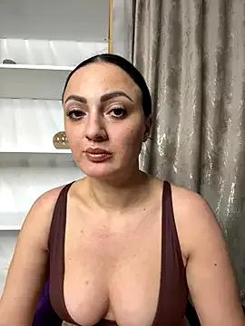 RaisaSalvi on StripChat