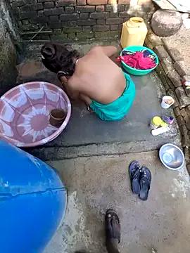 RAYI_Queen_3 on StripChat