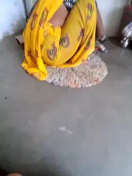 RAYI_Queen_3 — Fuck in public