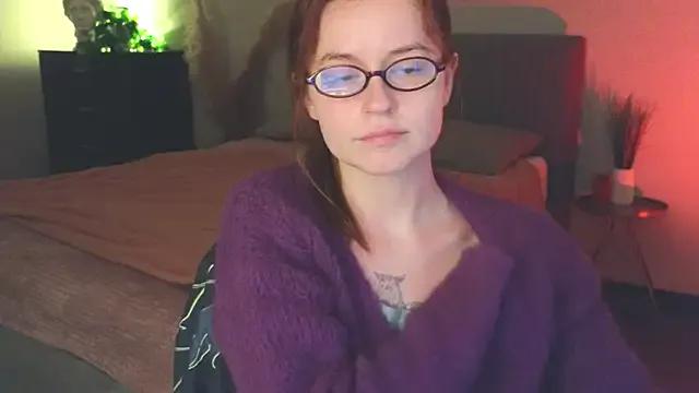 reb_luvng on StripChat