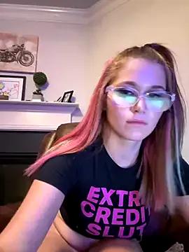 Riley_ray69 on StripChat