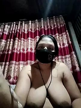 Ripa- — Boobs show