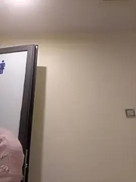 Ripe_me on StripChat