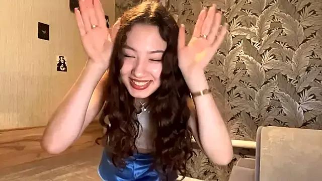 Sakuravice on StripChat