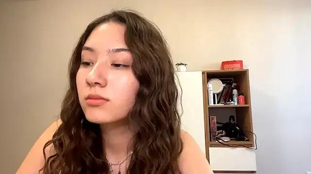 Sakuravice on StripChat