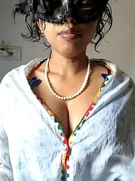 sandy_naughty — Oil on boobs