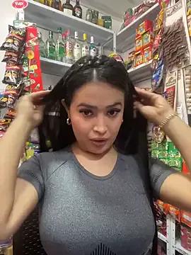 Sara_fun — SARA NUDE IN STORE PUBLIC SHH RISKY
