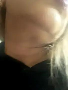 scarlett_sexx69 on StripChat