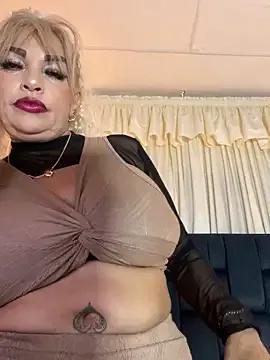 scarlett_sexx69 on StripChat