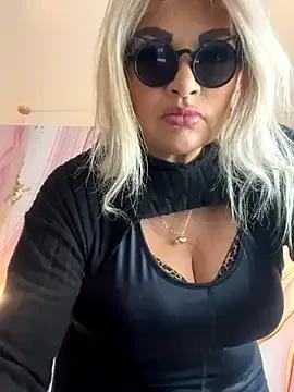 scarlett_sexx69 on StripChat