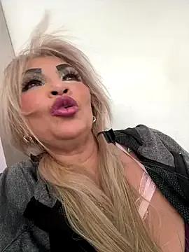 scarlett_sexx69 on StripChat