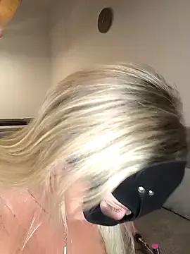 Secret_couple_ on StripChat