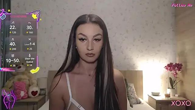 SecretSienna on StripChat