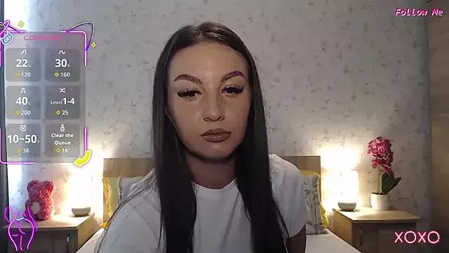 SecretSienna on StripChat