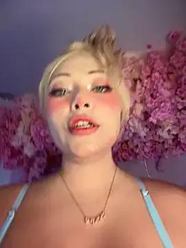 seraphine23 on StripChat