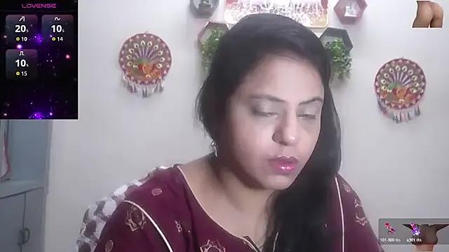 Sexy_komolika on StripChat