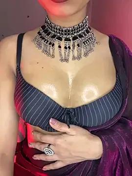 Sexy_sona123 on StripChat