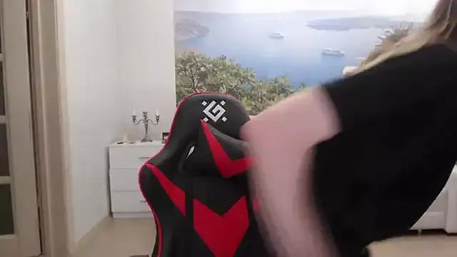 shadowraze228 on StripChat