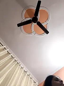 Shalu_G on StripChat