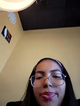 SheenaBrooke on StripChat