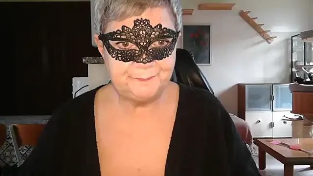 simona60 on StripChat