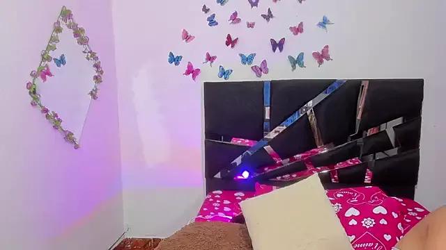 slutgirlskinny on StripChat