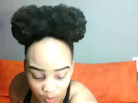 SmallSlut5 on StripChat