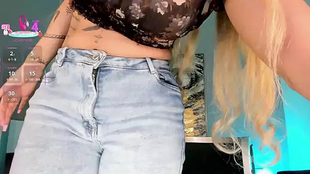 SophiePalmer on StripChat