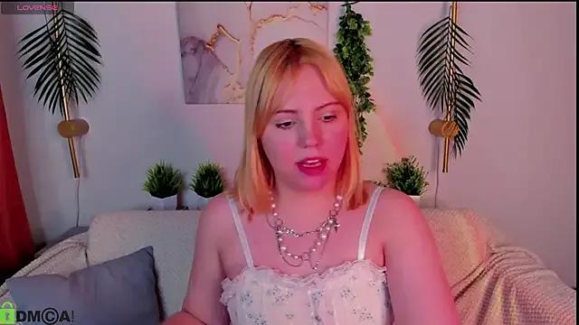 Stacy_Luv on StripChat