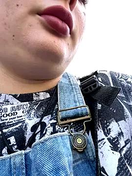 StephanieMur on StripChat