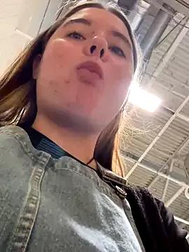 StephanieMur on StripChat