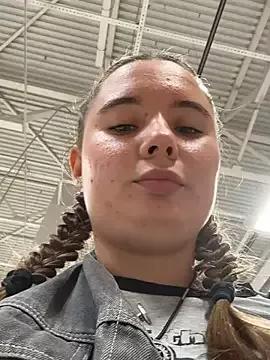 StephanieMur on StripChat