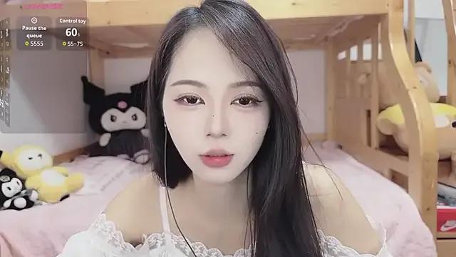 Sue101010 on StripChat