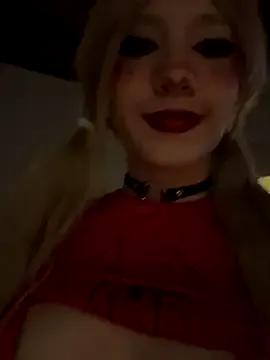 SweetBunnyGF on StripChat