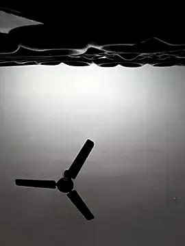 Tamil-Meenu12 on StripChat