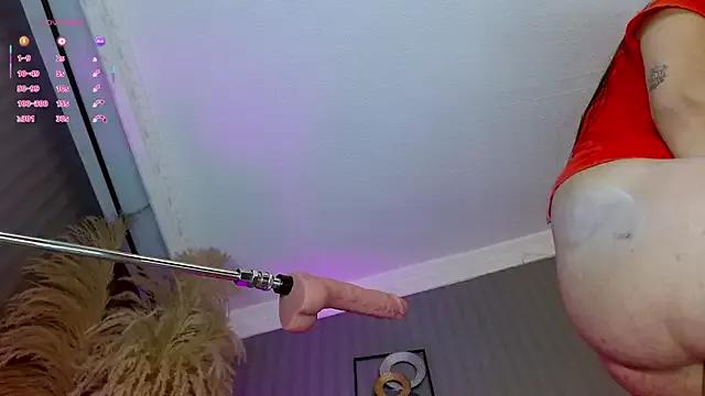 Tammy_soon — 4 fingers in my pussy