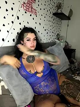 tempzzz12 on StripChat