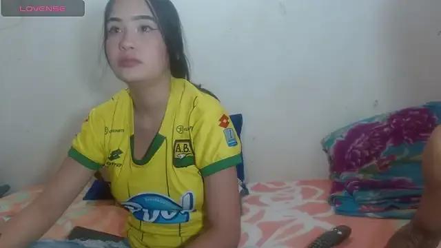 the_breasts_of_desir_ on StripChat