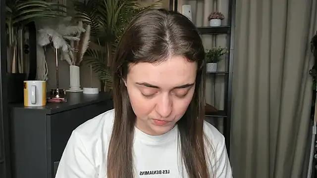 ThelmaJusto on StripChat