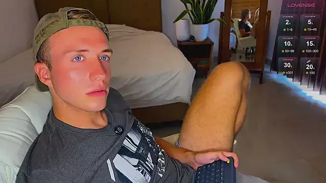 tommy_cumfinger on StripChat