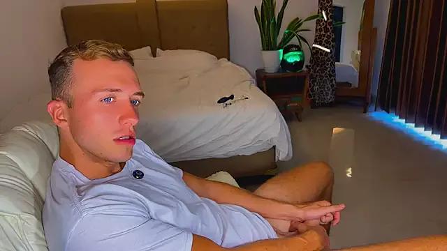 tommy_cumfinger on StripChat