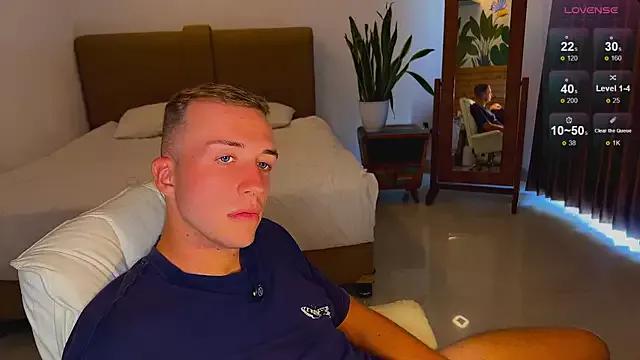 tommy_cumfinger on StripChat