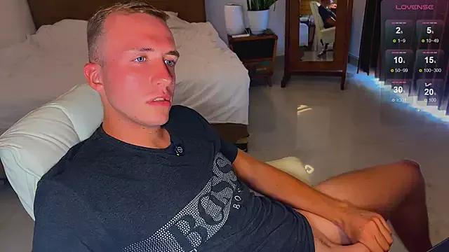 tommy_cumfinger on StripChat