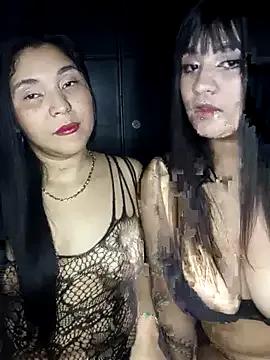 TwoForyouX on StripChat