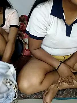 Unique_MomandDaughterrs — asss show