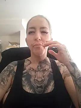 vamporasuccubus19777 on StripChat